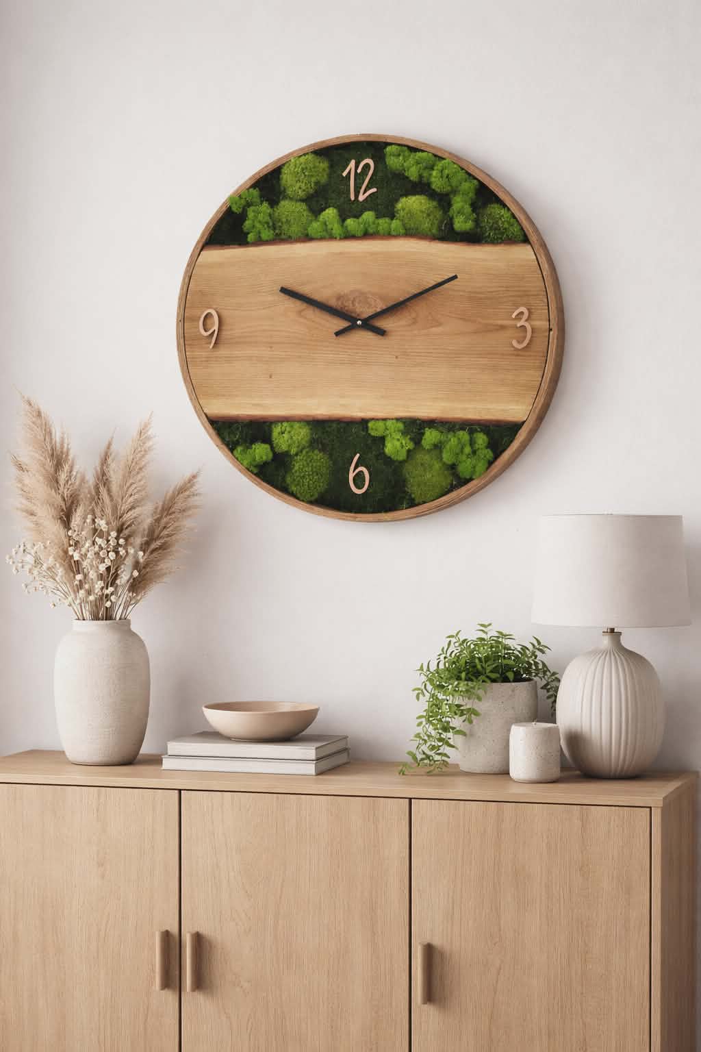 Dubové hodiny doplněné mechem, 50 cm